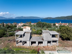 073, Unfinished Maisonette in Karavomilos